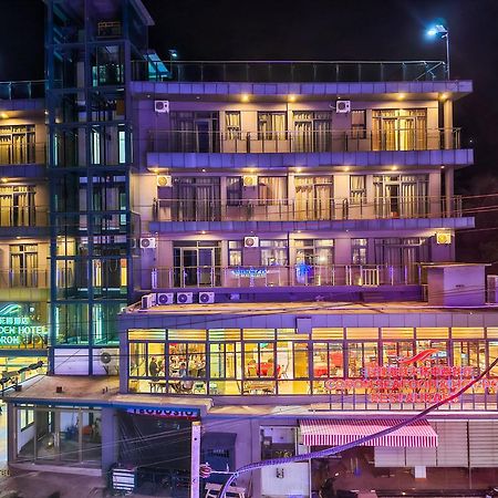 Sky Garden Hotel Coron Bagian luar foto