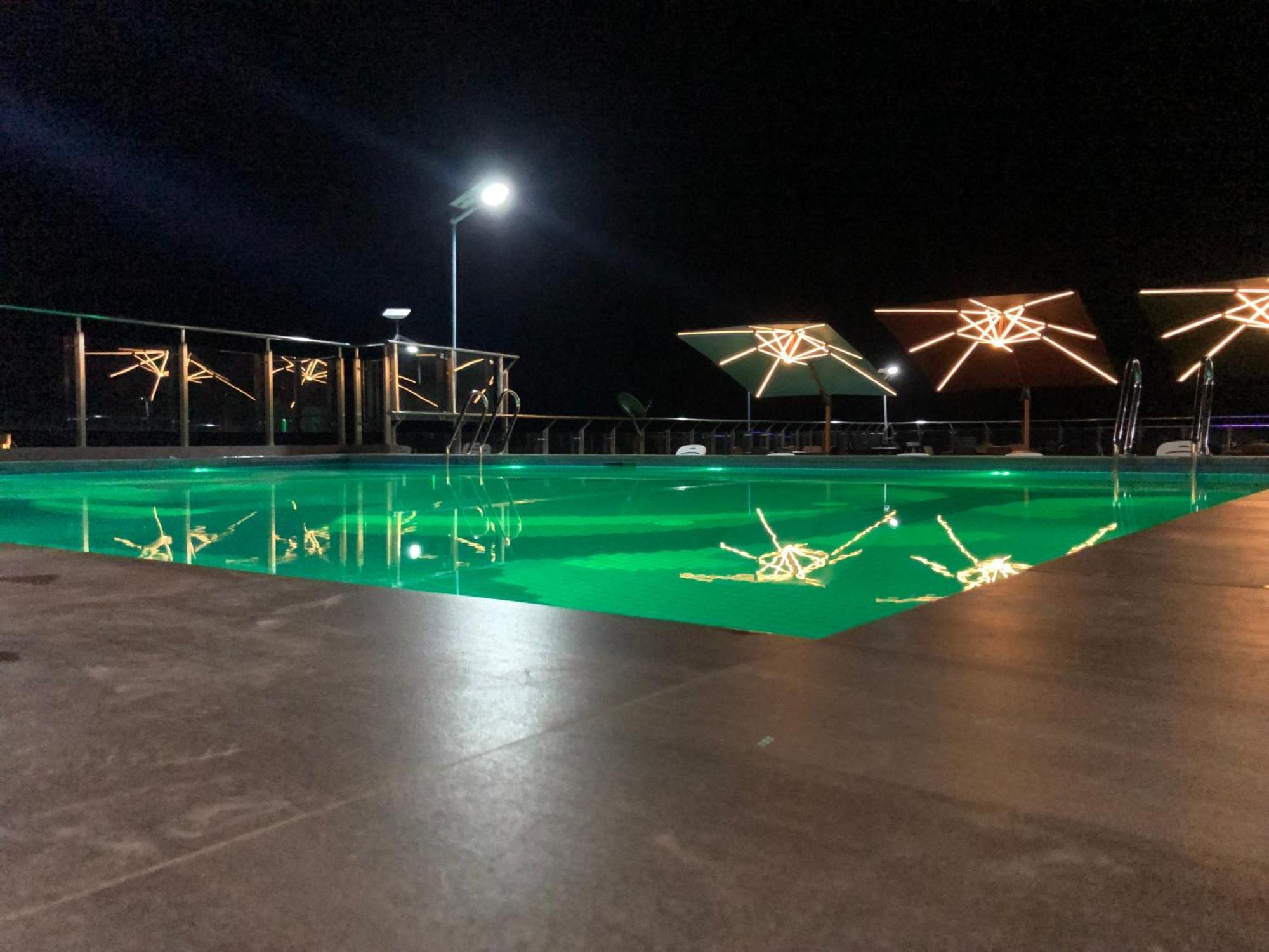 Sky Garden Hotel Coron Bagian luar foto